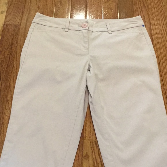 LOFT Pants - 🎀 Ann Taylor Loft~~Pink Crop Capris~~🎀